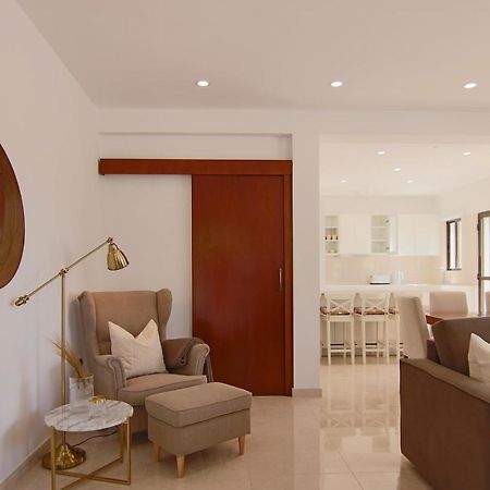 Phaedrus Living: City View Luxury Flat Androcleous بافوس المظهر الخارجي الصورة