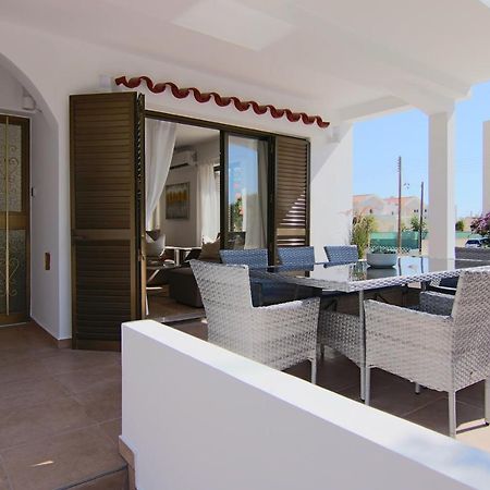 Phaedrus Living: City View Luxury Flat Androcleous بافوس المظهر الخارجي الصورة
