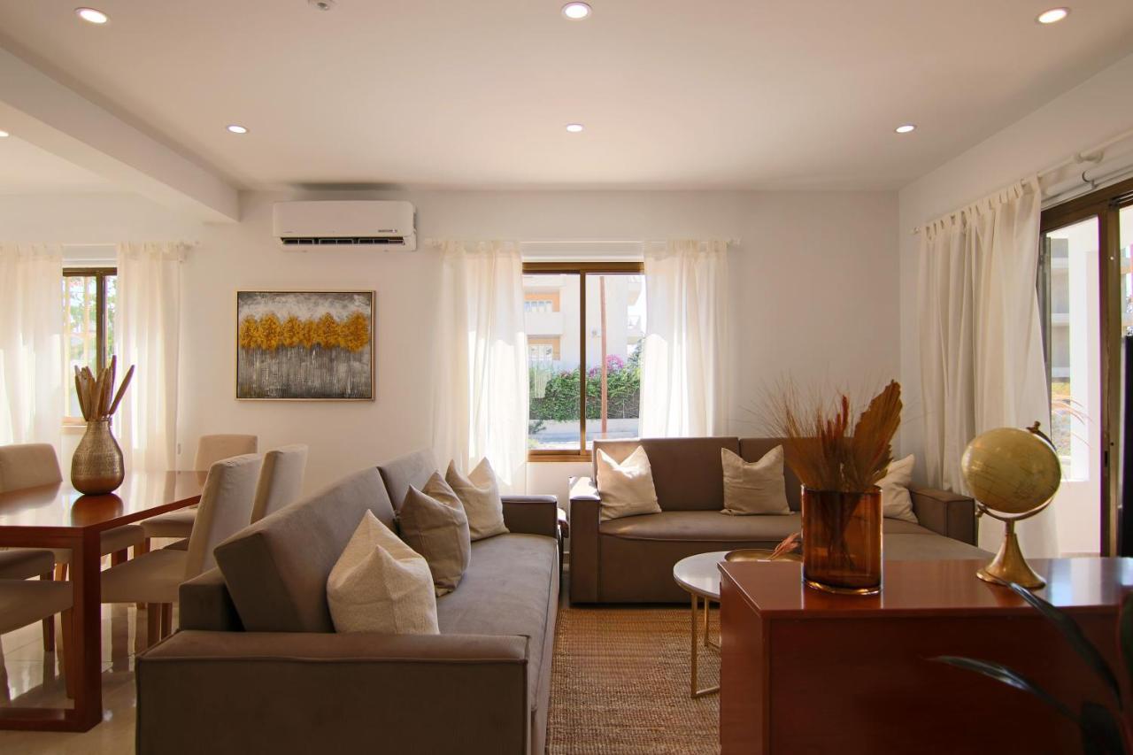 Phaedrus Living: City View Luxury Flat Androcleous بافوس المظهر الخارجي الصورة
