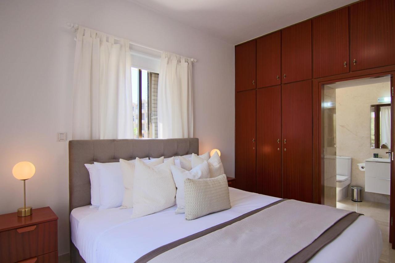 Phaedrus Living: City View Luxury Flat Androcleous بافوس المظهر الخارجي الصورة
