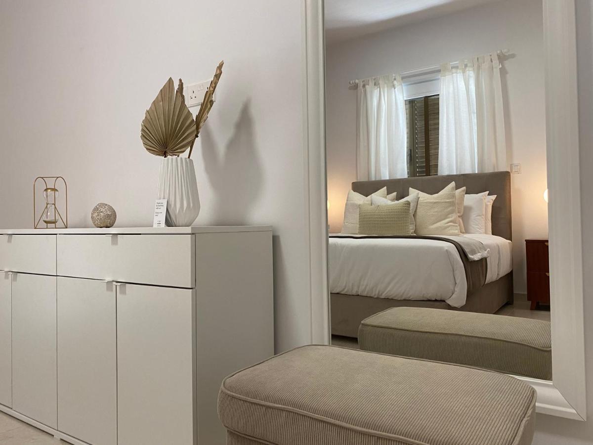 Phaedrus Living: City View Luxury Flat Androcleous بافوس المظهر الخارجي الصورة